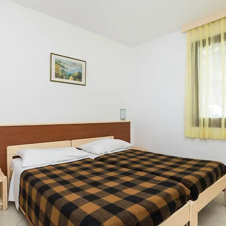 Kanegra Apartment *