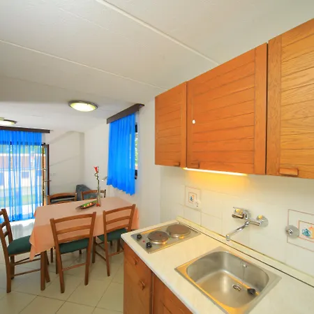 Kanegra Apartment *